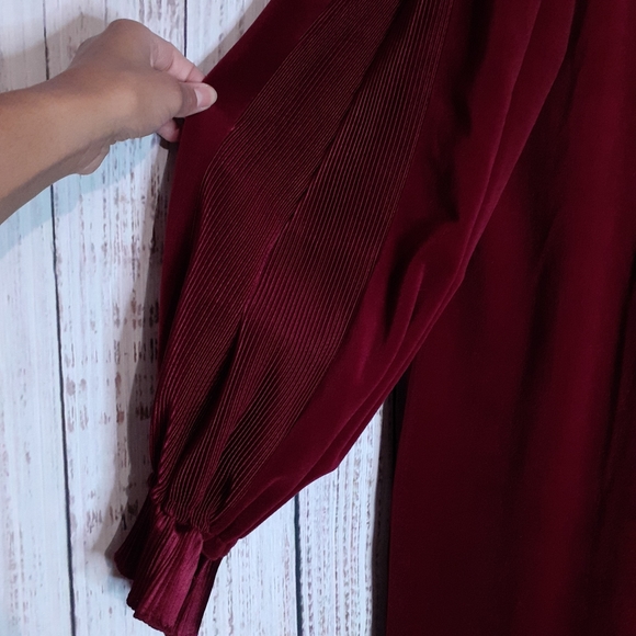 Velour ruby red maxi lounger house dress w ruffles - Picture 6 of 15